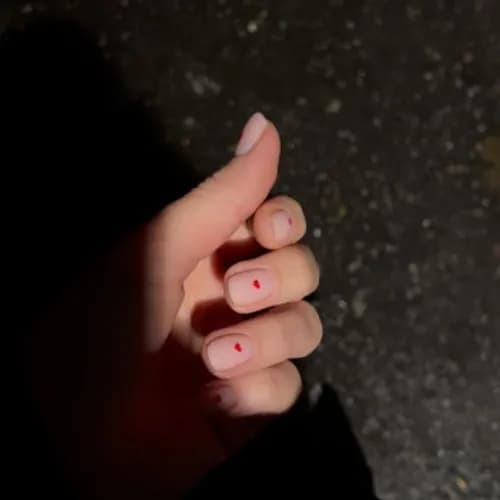 Estetyczny manicure klasyczny