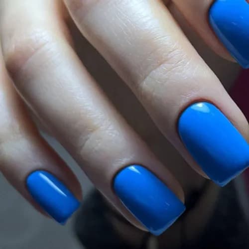 Elegancki manicure klasyczny dla idealnych dłoni