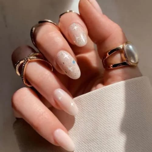 Twój sekret piękna - manicure klasyczny od nas.