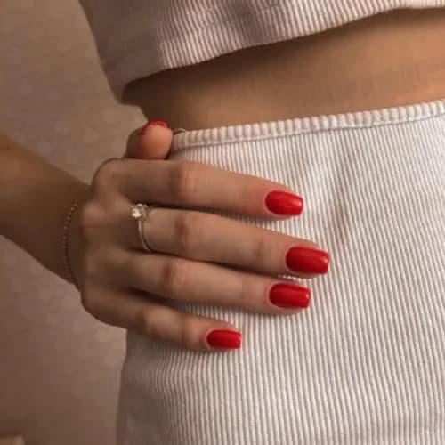 Manicure bez narzędzi tnących