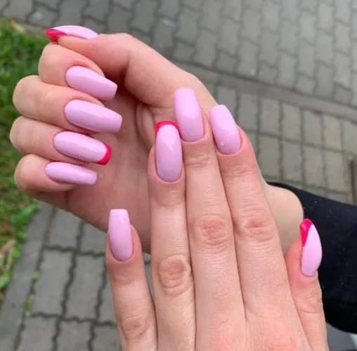 Przyjdź na zabieg malowania paznokci, a Twój wygląd będzie idealny.