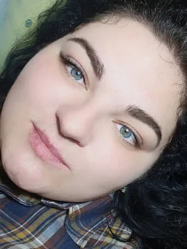 Aby upiększyć brwi