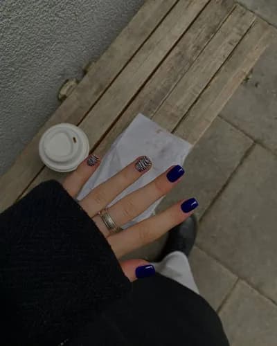 Dodaj blasku swojemu stylowi dzięki manicure kwasowemu!