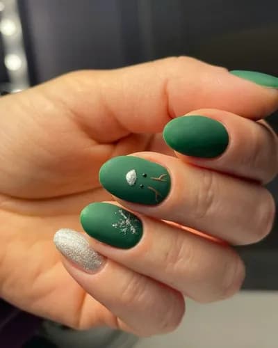 Dodaj blasku swojemu stylowi dzięki manicure kwasowemu!