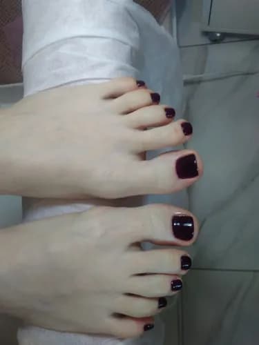 Педикюр с гель-лаком для каждой женщины