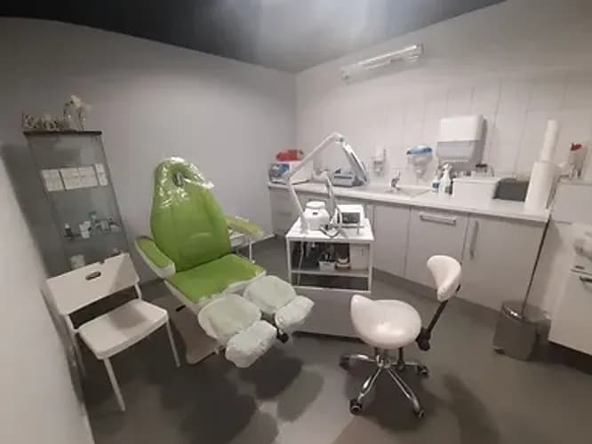 Удаляю мозоли бережно и быстро