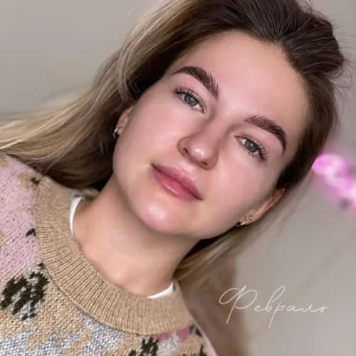 Piękne brwi farbowane henną