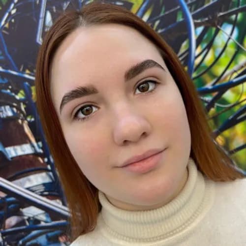 Кольорове оформлення брів кольоровим пігментом