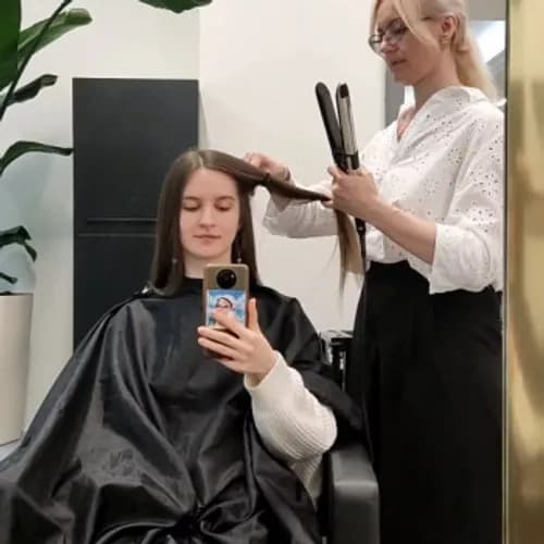 Ciepła, jednotonowa kolorystyka