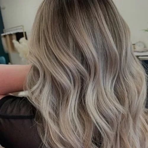 Lekko rozjaśnione pasma