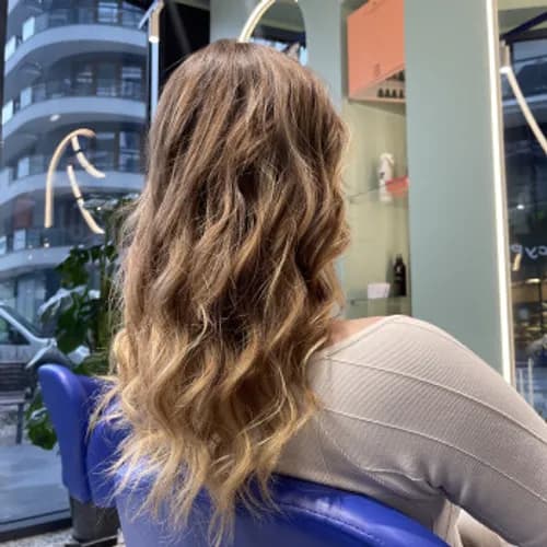 Професійний балаяж, який підкреслить вашу красу