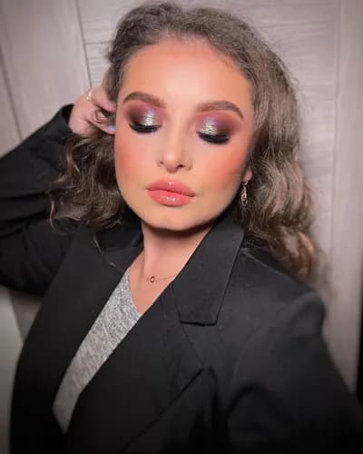 Гламурний макіяж для фотосесії