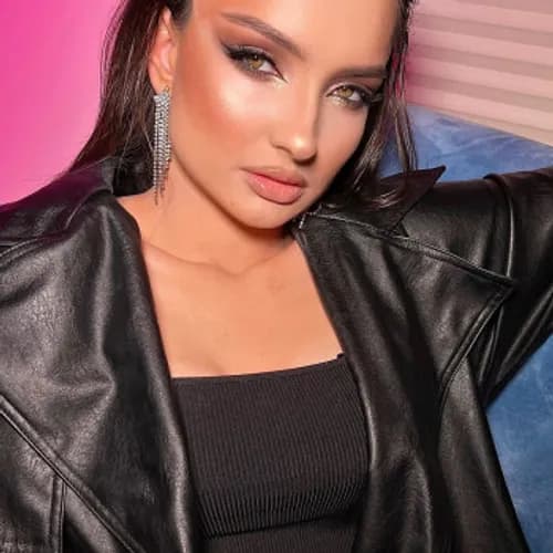 Вечерний макияж для ярких образов