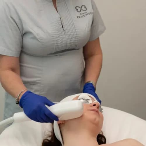 Skóra twarzy bez podrażnień – depilacja laserowa!