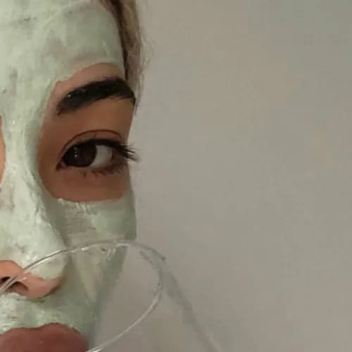 Złuszczanie twarzy - gładkość, z której można być dumnym