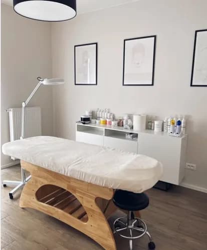 Безинъекционное омоложение с ретинолом