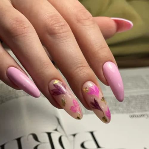 Manicure aparaturowy w naszym salonie - idealna pielęgnacja dłoni!