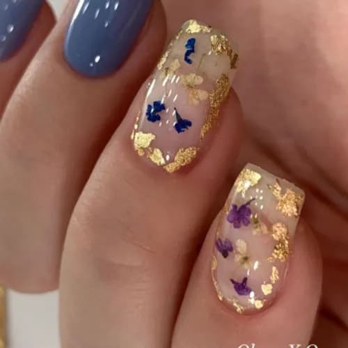 Podkreśl swoją osobowość paznokciami akrylowymi