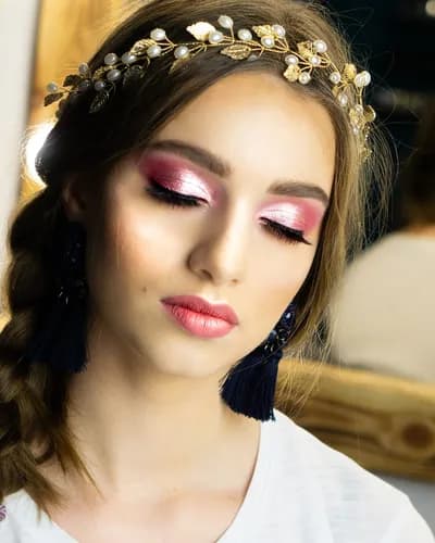 Malarstwo na twarzy: fantazyjny look