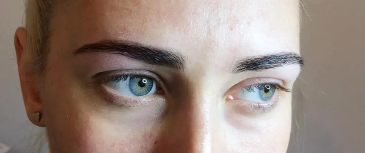 Pomożemy Ci znaleźć idealny kształt dla Twoich brwi.