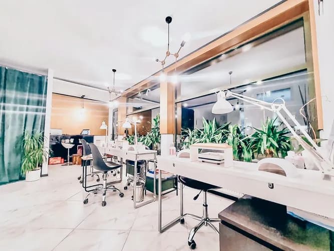 Dynamiczna koloryzacja z rozciąganiem koloru