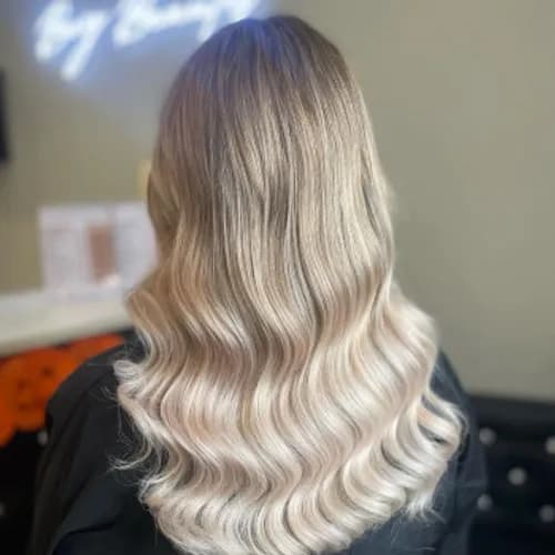 Ombré: świeże spojrzenie na koloryzację