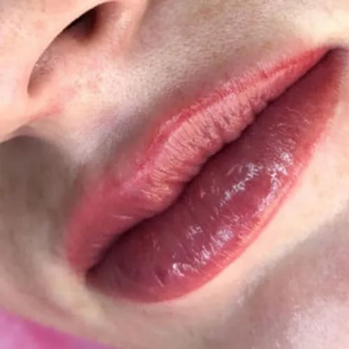 Перманентне моделювання губ