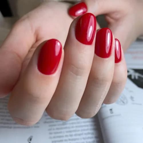 Покриття гель-лаком для сучасного образу