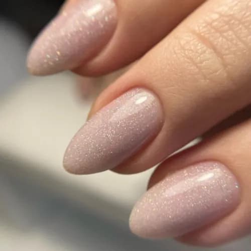 Gęsta żelowa powłoka na paznokcie