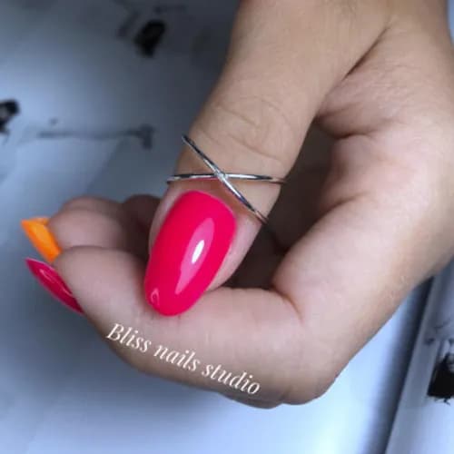 Manicure żelowy