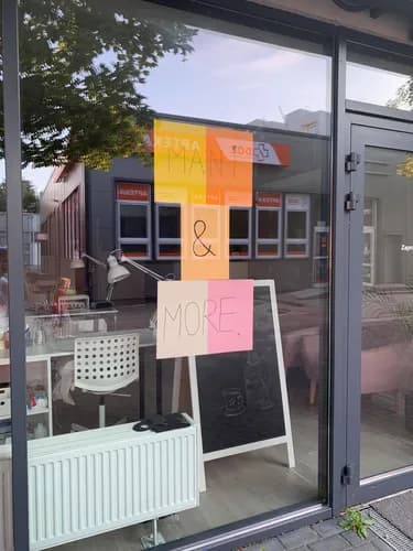 Салонний педикюр для сучасних чоловіків