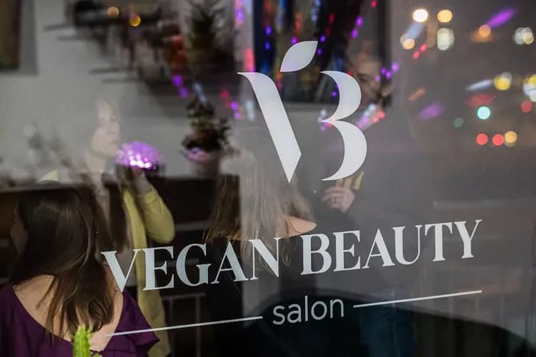 Profesjonalna pielęgnacja rąk: Męski manicure od A do Z