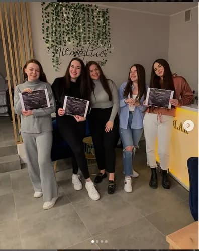 Idealne ręce bez godzin w salonie: Ekspres manicure dla mężczyzn