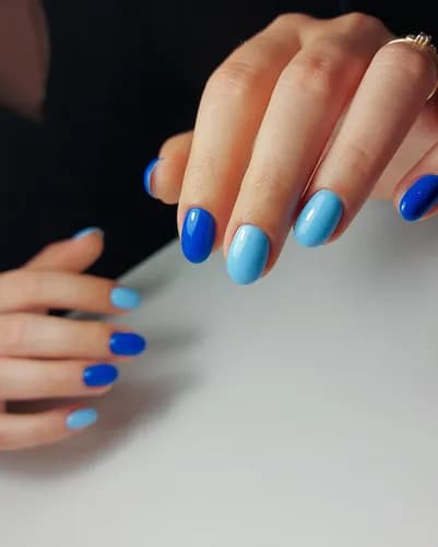 Manicure z mieszanymi technikami