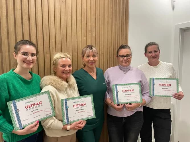 Kompleksowa pielęgnacja popękanych pięt