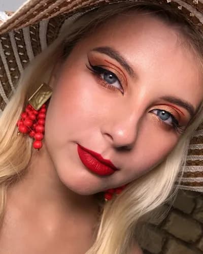 Создание идеального образа на выпускной: макияж мечты