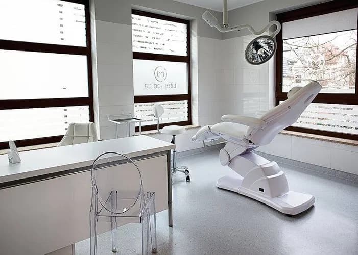 Tworzenie atrakcyjnych ust. Indywidualny projekt