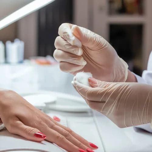 Очистка ногтевой пластины от остатка покрытия