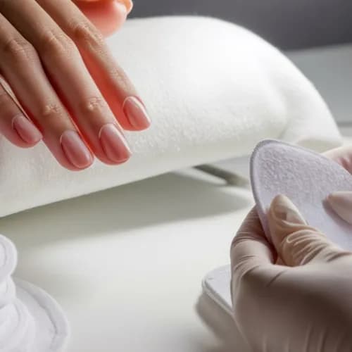 Смывка лакового покрытия