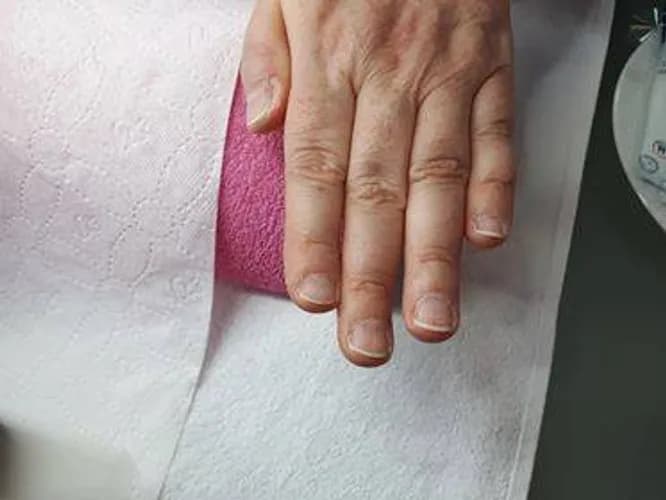 Размягчение и удаление гель-лака