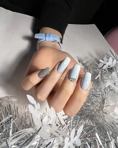 Наращивание ногтей гелевым слоем