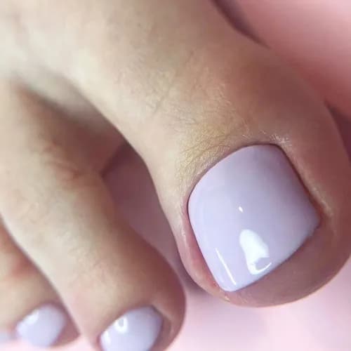 Wysokiej jakości powłoka żelowym lakierem: pedicure dla Ciebie