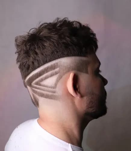 Modny dżentelmen: nowoczesne fryzury