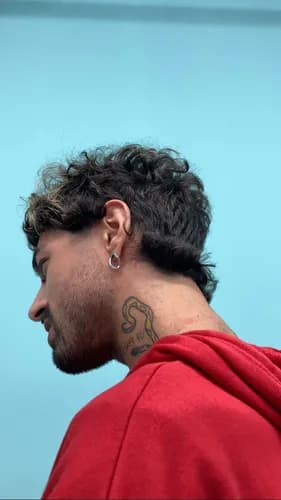 Fryzura klasy biznes: status w detalach