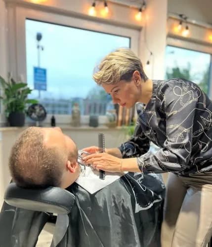 Męska fryzura: sztuka bycia sobą