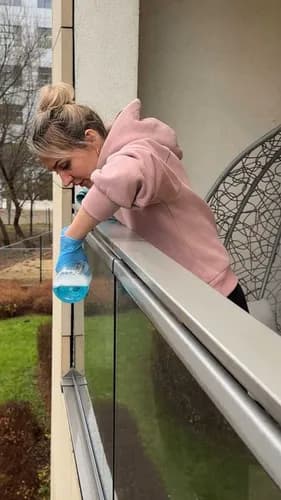 Błyskawiczne mycie przeszkleń: Perfekcja w jednym dotknięciu